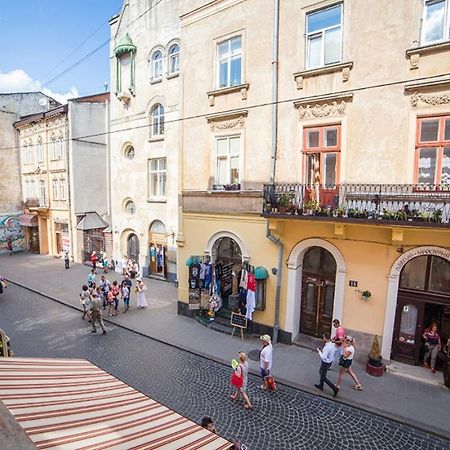 Апартаменти На Вірменській3 З 2Спальні Та Кухня إلفيف المظهر الخارجي الصورة
